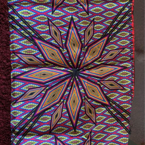 Pineda Covalin Luxury Mexican design Shawl with velvet - Picture 4 of 4